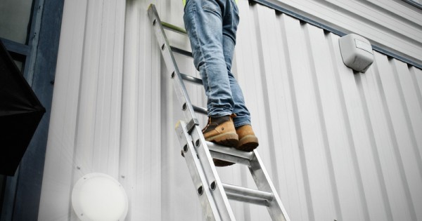 Ladder 3 x 3m | 30 Foot Extension Ladder | Hire Here Dublin